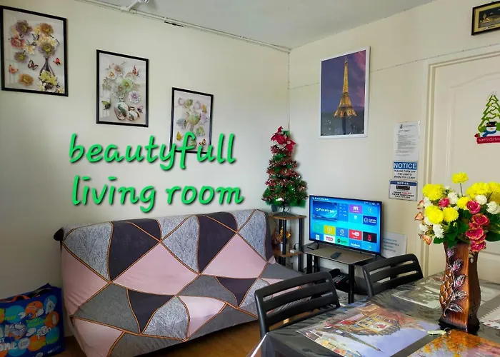 Two-bedroom At San Remo Oasis アパート