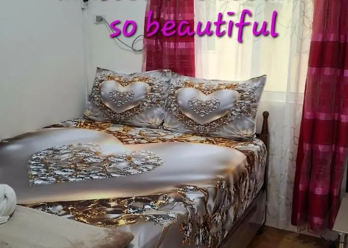 Two-bedroom At San Remo Oasis アパート